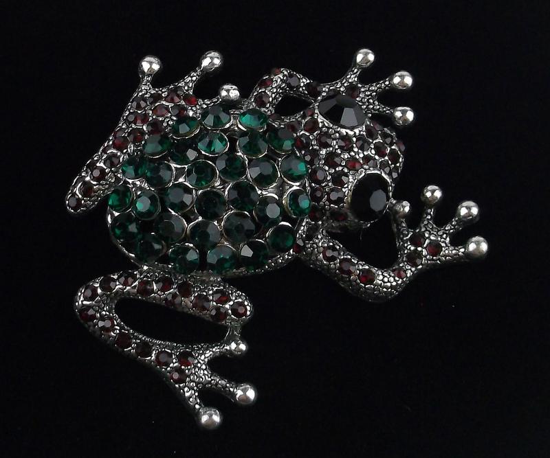 Mint Enameled Rhinestone Tree Frog Brooch (1 of 2)