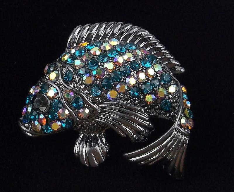 Mint Enameled Rhinestone Fish Brooch (1 of 1)