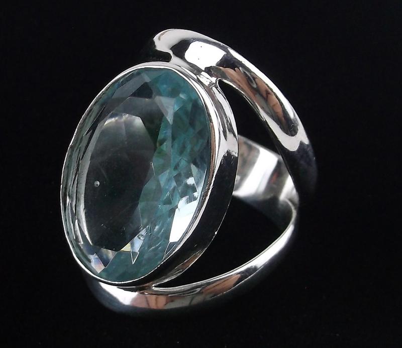 New Boxed Large Sterling Silver Blue Stone Ring 7.5 (1 of 2)