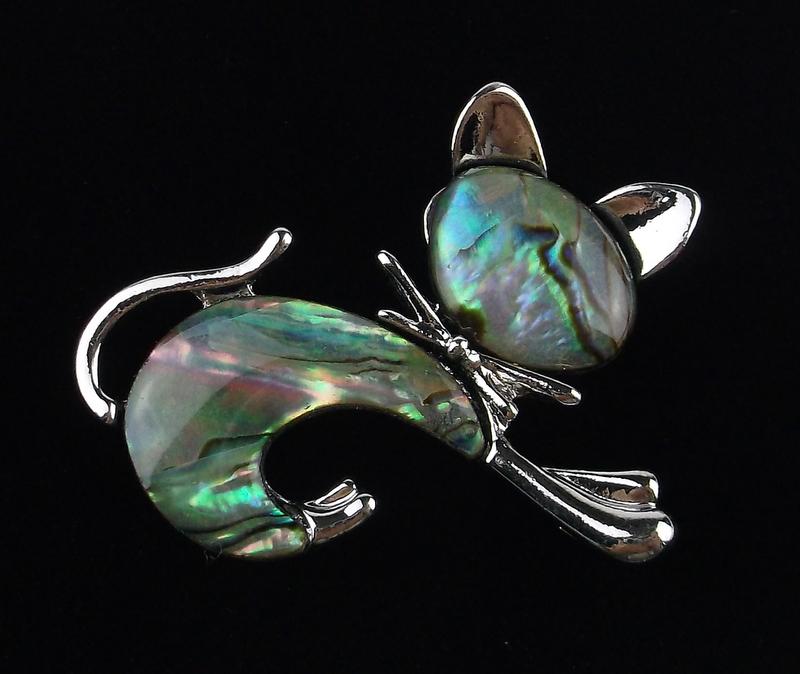 Mint Genuine Abalone Cat Brooch (1 of 2)
