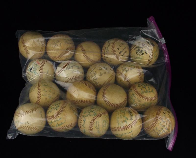 18 1957-1970s Autograph Baseball Lot (1 of 16)