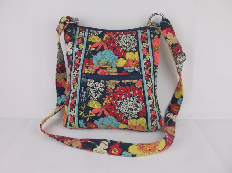 Stunning Vera Bradley Crossbody Handbag Purse (1 of 5)