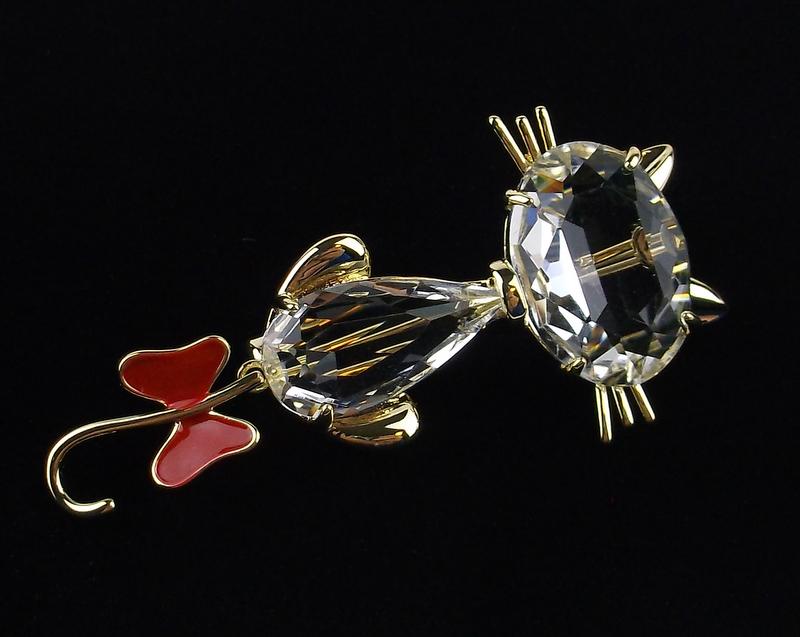 Mint Enameled Crystal Cat Brooch Tail Sways (1 of 2)