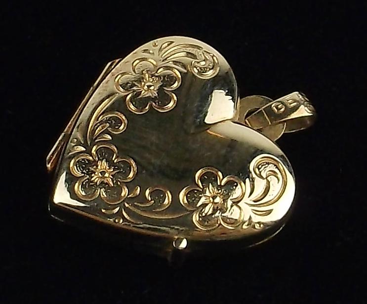 New 14kt Gold Heart Locket Pendant Beautiful (1 of 6)