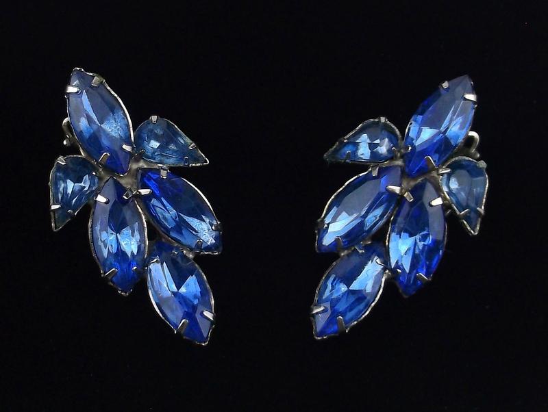 Stunning 1950s Rhinestone Earrings Vintage (1 of 3)