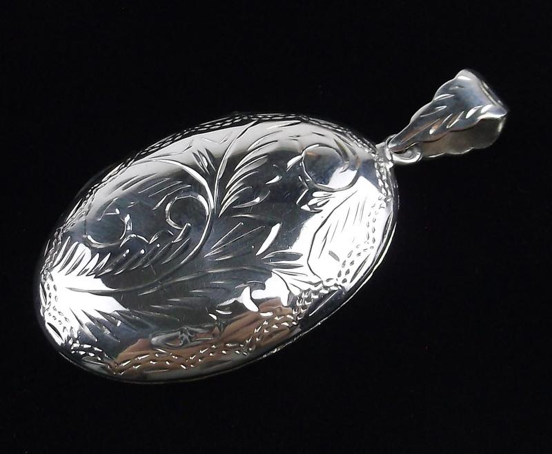 Mint Vintage Sterling Silver Big Locket Pendant: Guaranteed Solid 925 Sterling Silver, in Excellent Condition