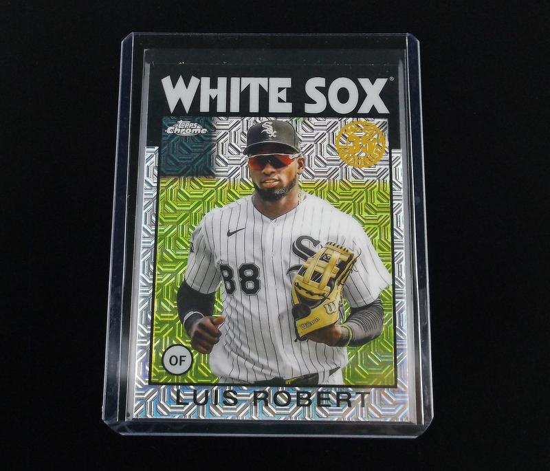 2021 Luis Robert Topps Chrome Refractor White Sox (1 of 2)