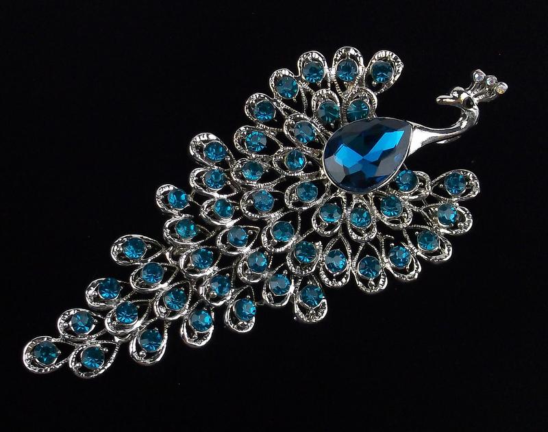 Big Mint Enameled Rhinestone Peacock Brooch Sways (1 of 2)