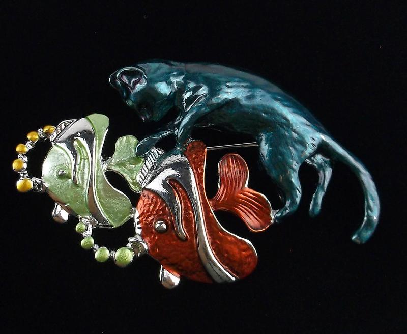 Mint Enameled Cat Dreams Brooch (1 of 2)