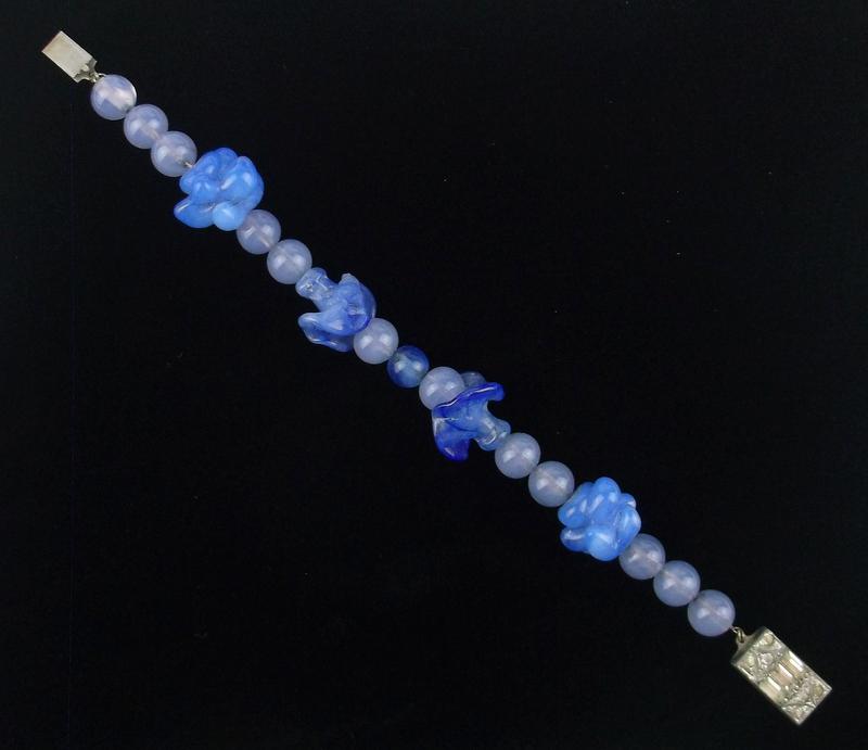 Mint 1930s Art Deco Czech Glass Bracelet 7.25": Mint Condition, In Like New Condition, Perfect