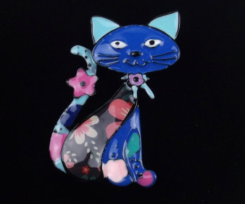 Mint Enameled Blue Cat Brooch (1 of 2)