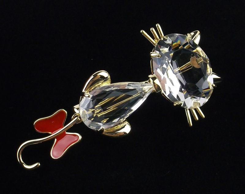 Mint Enameled Rhinestone Cat Brooch Tail Sways (1 of 2)