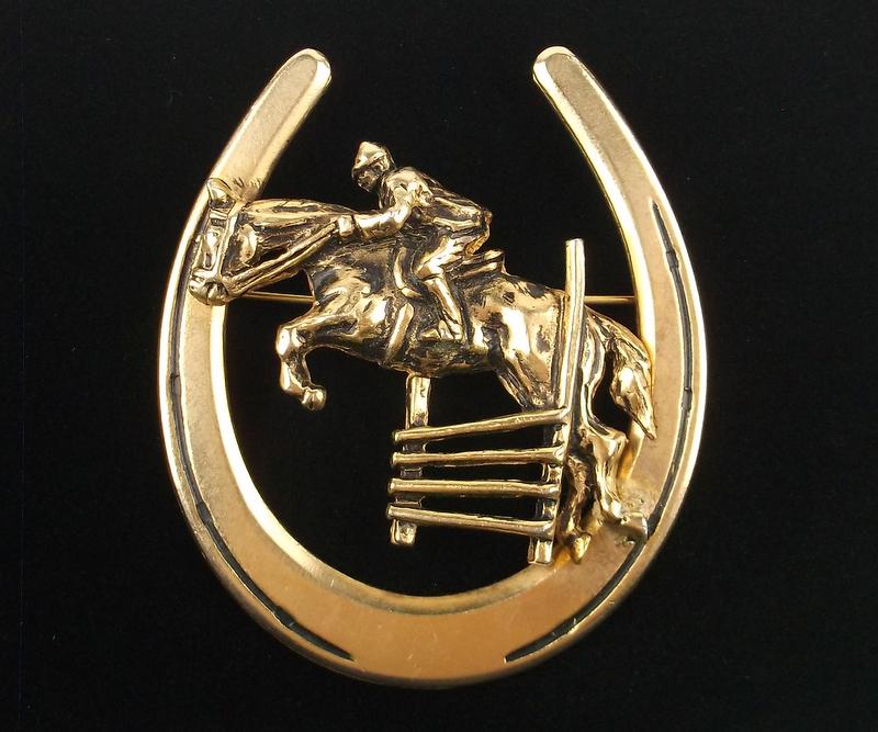 Big Vintage 1950s Jumping Horse Shoe Brooch Stunning (1 of 3)