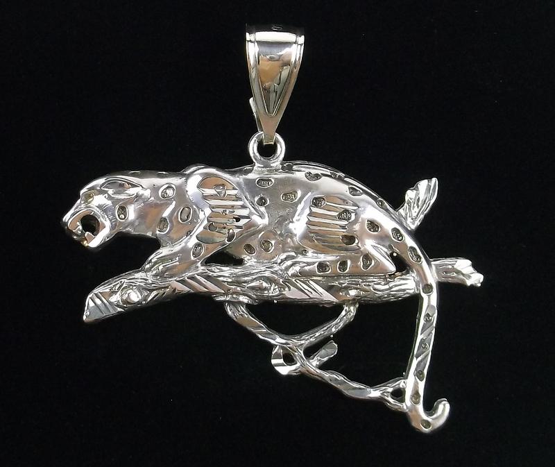 Big Vintage 1 of a Kind Sterling Silver Leopard Pendant (1 of 4)