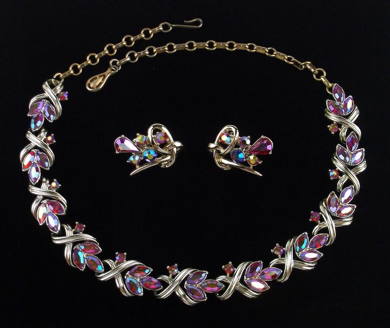 Mint Vint 1950s Coro Craft Rhinestone Necklace Earrings (1 of 3)