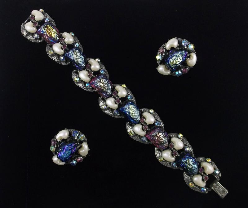 Mint Vintage 1950s Florenza Rhinestone Bracelet (1 of 6)