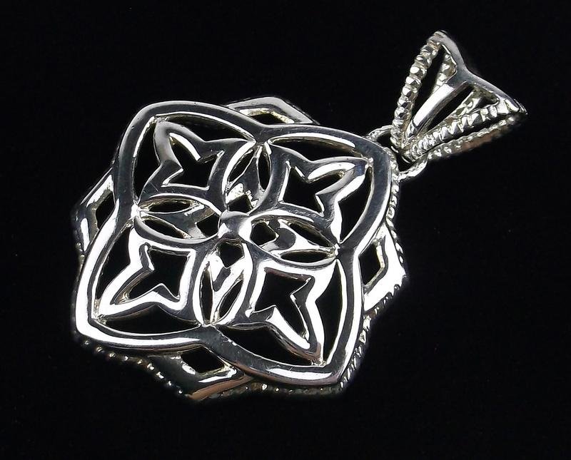 New Heavy Thick Sterling Silver Pendant (1 of 3)