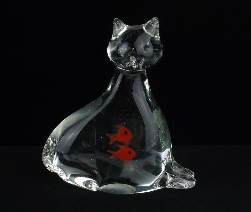 Stunning Vintage Cat Fish Paperweight Big: Mint Condition, In Like New Condition, Perfect