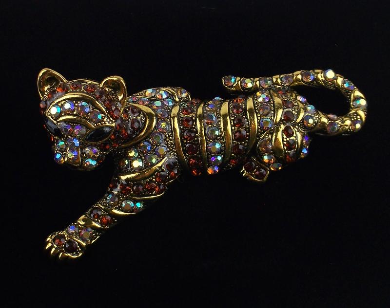Big Mint Enameled Rhinestone Leopard Brooch (1 of 2)