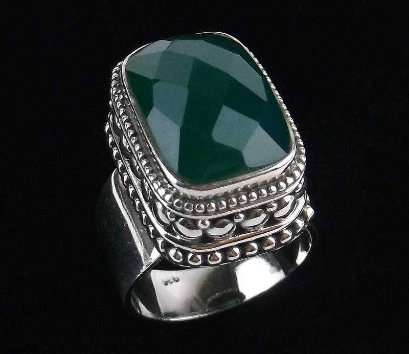 New Heavy Bali Sterling Green Chalcedony Ring 6 Boxed (1 of 5)
