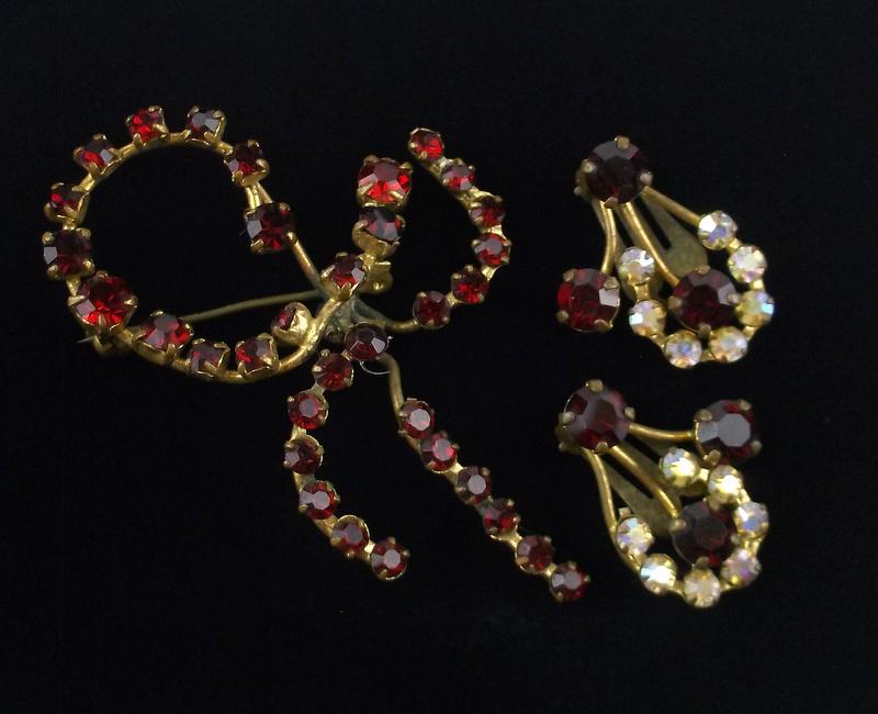 Vintage 1940s Austria Rhinestone Brooch Earrings (1 of 3)