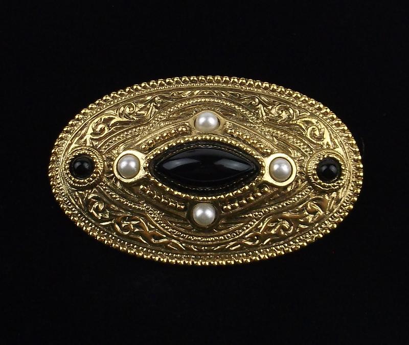 Mint Ornate Rhinestone Brooch (1 of 2)