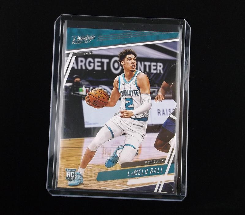 2020 Panini Prestige Lamelo Ball RC Card Hornets HOT (1 of 2)