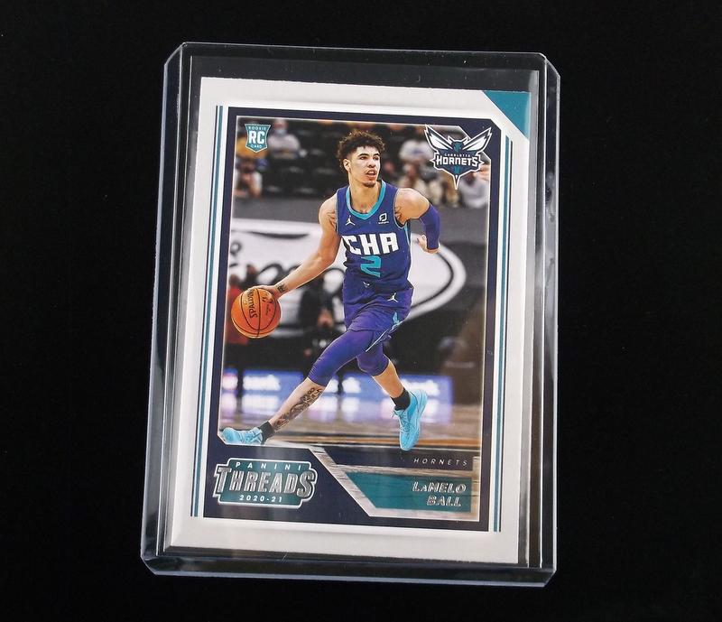 2020 Panini Threads Lamelo Ball RC Card HOT Hornets (1 of 2)