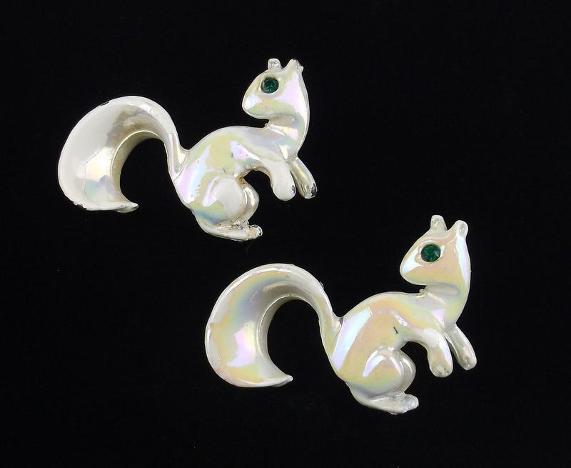 Stunning Vintage 1960s Enameled Squirrel Brooch Set (1 of 3)
