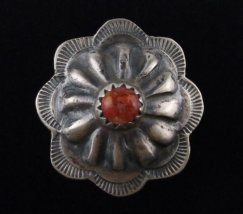 Navajo Byron Begay Sterling Spiny Oyster Ring 7: p Boxed Handmade Genuine Navajo Ring, Solid Sterling Silver, Authentic, In Brand New Never Worn Condition