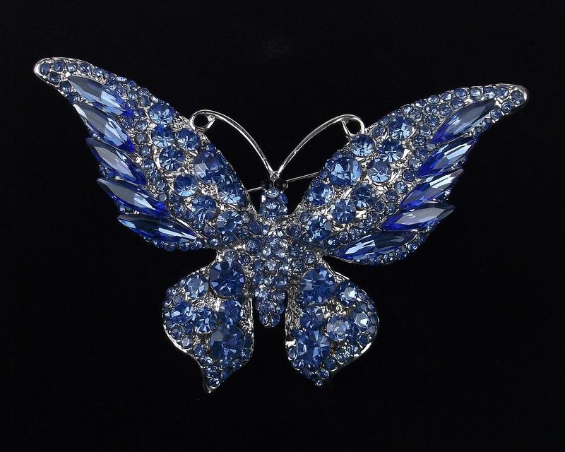 Big Mint Enameled Rhinestone Butterfly Brooch Life Size (1 of 2)