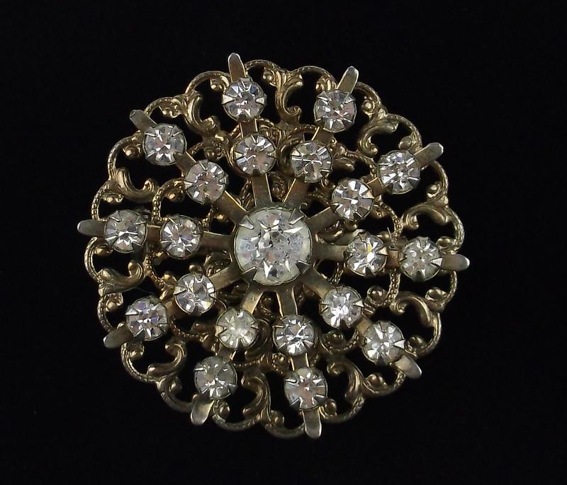 Mint Vintage 1940s Rhinestone Snowflake Brooch (1 of 3)
