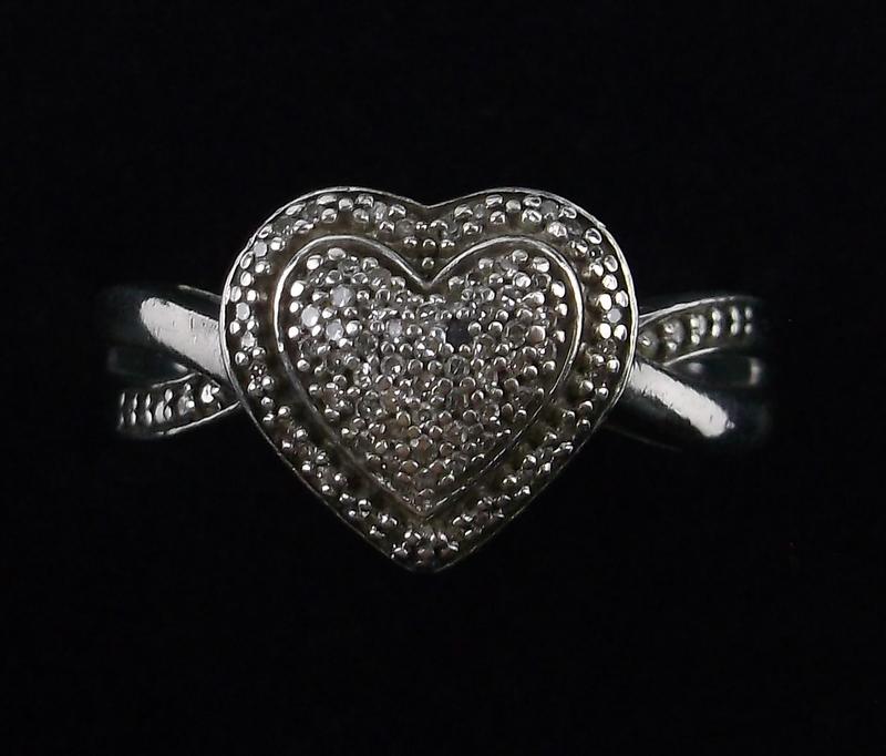 Mint JTW Sterling Silver Diamond Heart Ring 7 (1 of 3)