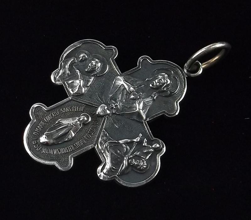 Mint Vintage 1960s Sterling Silver Catholic Cross Pendant (1 of 3)