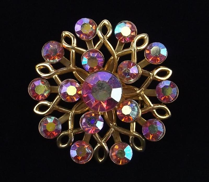 Mint Vintage 1950s Rhinestone Snowflake Brooch (1 of 3)