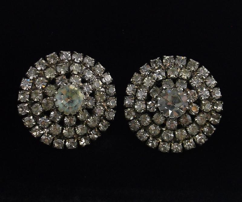 Big Mint Vintage 1950s Rhinestone Earrings (1 of 3)