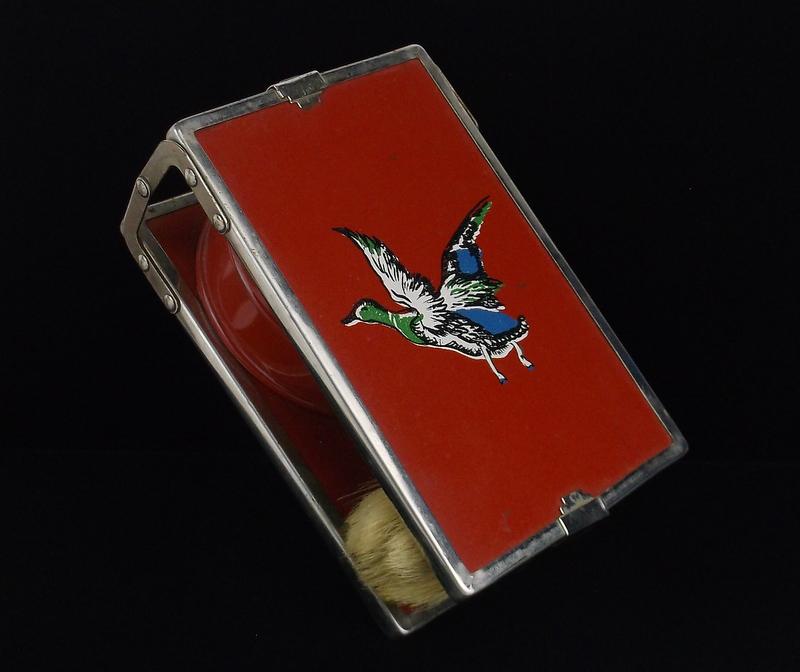 Stunning Vintage 1950s Duck Shaving Kit Shave (1 of 6)