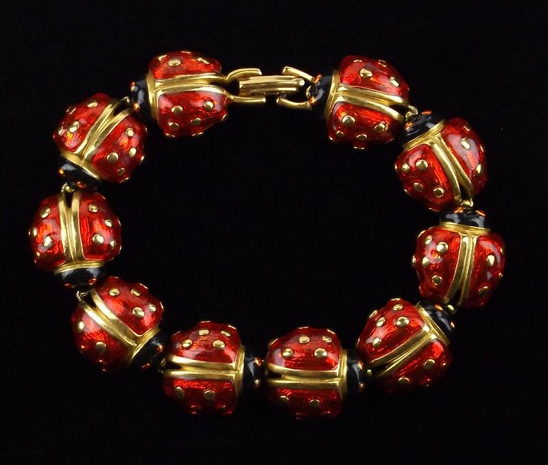 Mint Vintage Enameled Ladybug Bracelet 7" (1 of 3)