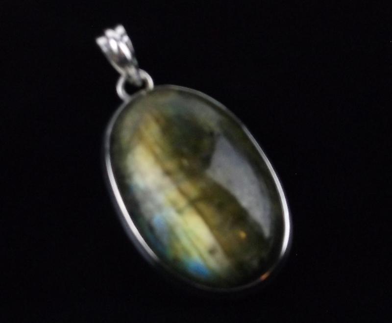 Big Mint Vintage Sterling Silver Labradorite Pendant (1 of 4)