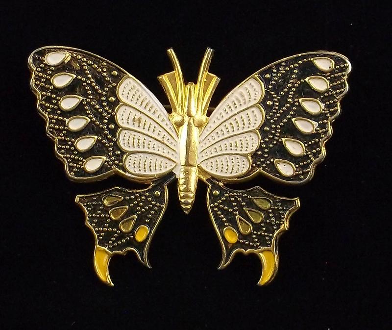 Stunning Vintage 1960s Enameled Butterfly Brooch (1 of 3)
