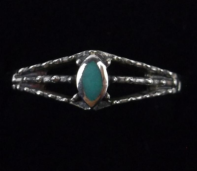 New Sterling Silver Turquoise 3 Row Ring Size 8.5 (1 of 2)