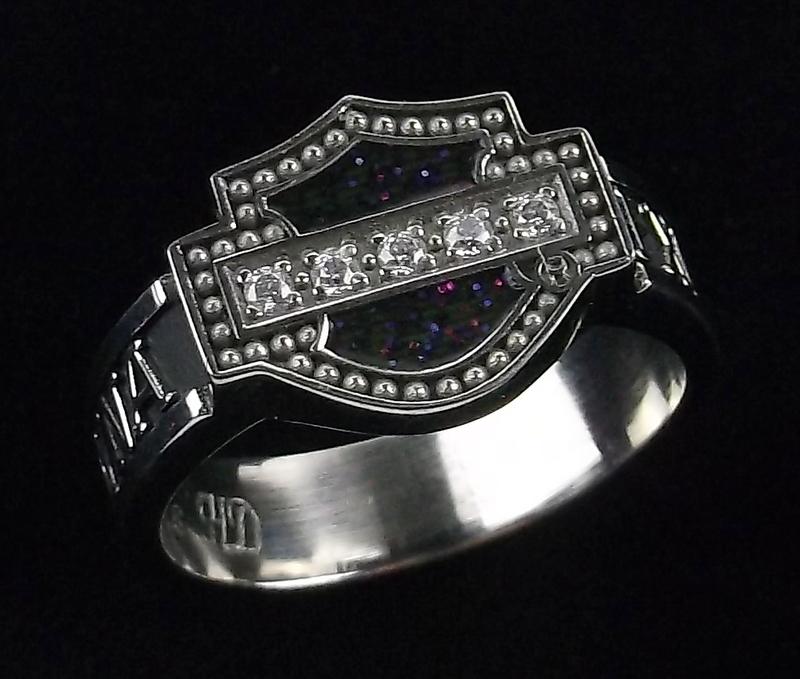 Mint Harley Davidson Motorcycles Ring 10 Dyna (1 of 4)