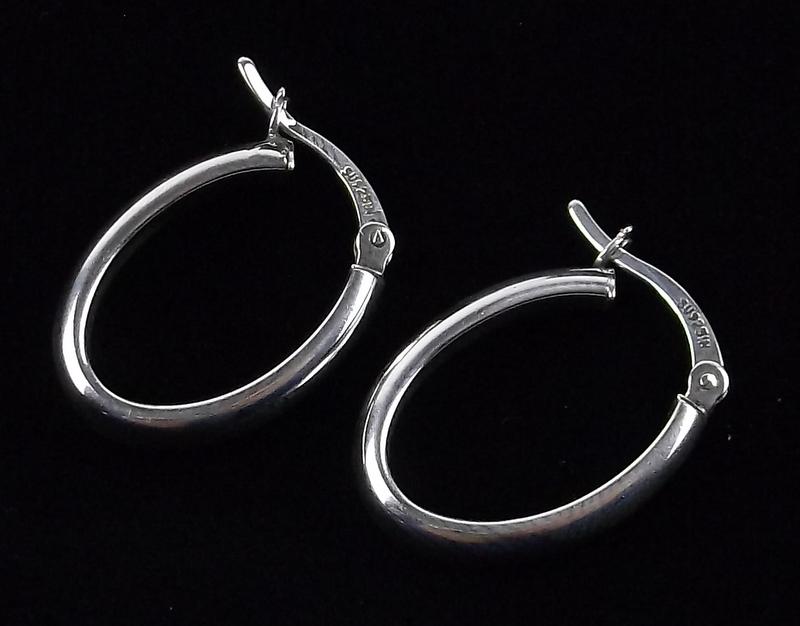 Stunning Sterling Silver Oval Hoop Earrings (1 of 2)