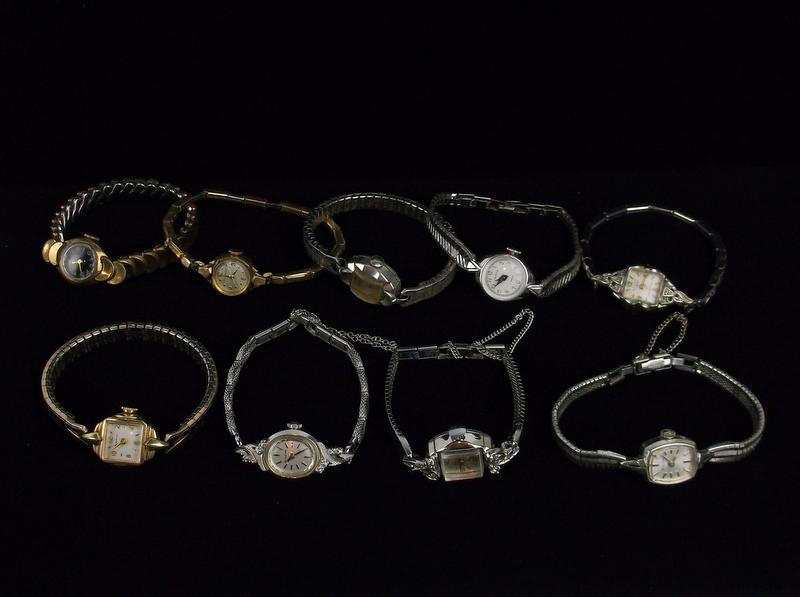 Vintage Antique 10kt 12kt GF Wristwatch Lot Bulova: A Great Lot of Vintage 10kt and 12kt GF Ladies Wristwatch Collection. Some watches wind and work great, others wind but do no run, others do not wind, lots of great watches and some may be easy fixes.