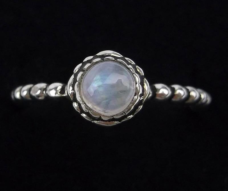 New Bali Sterling Silver Moonstone Ring Size 8.5 (1 of 3)
