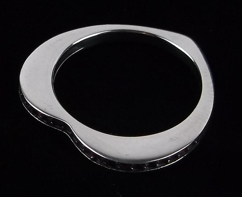 Mint Sterling Silver Ruby Heart Ring Size 6 (1 of 5)