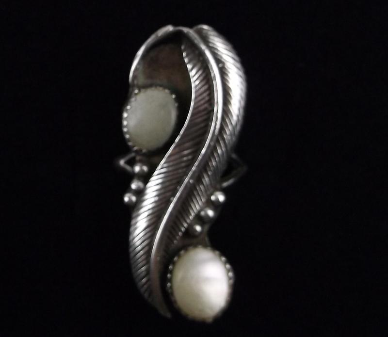 Mint Vintage 1960s Navajo Sterling MOP Ring 6.5 (1 of 2)