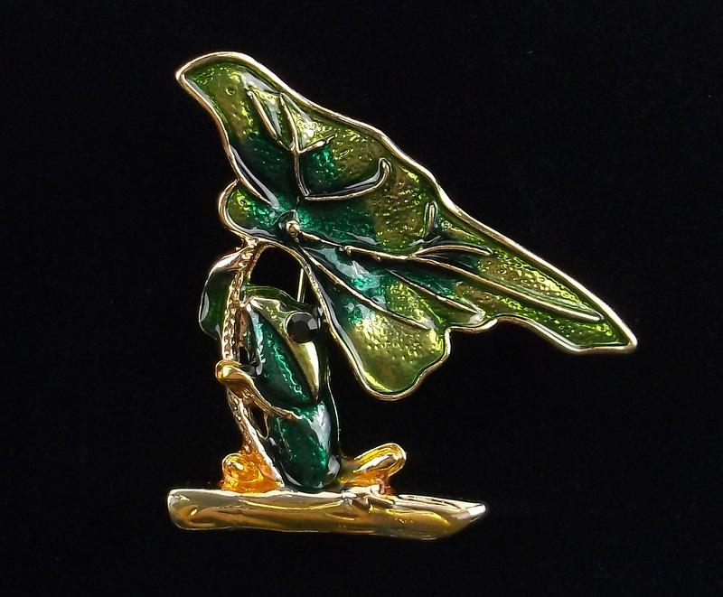 Mint Enameled Rhinestone Frog Under Lilypad Brooch: Mint Condition, In Like New Condition, Perfect