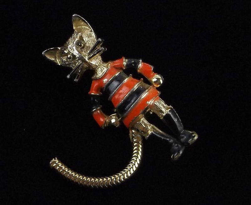 Mint Vintage 1960s Enameled Cat Brooch (1 of 2)