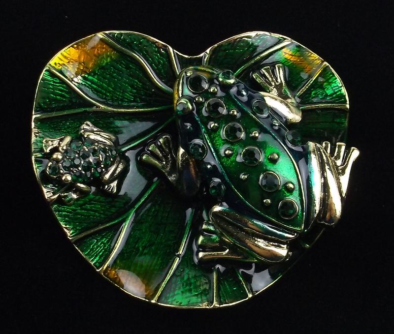 Mint Enameled Rhinestone Frogs On Lilly Pad Brooch 3D (1 of 2)